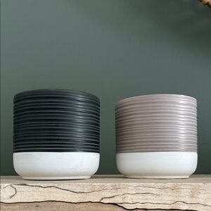 Set of 2 Small Ribbed Ceramic Succulent Planters - Black & Taupe with White Base